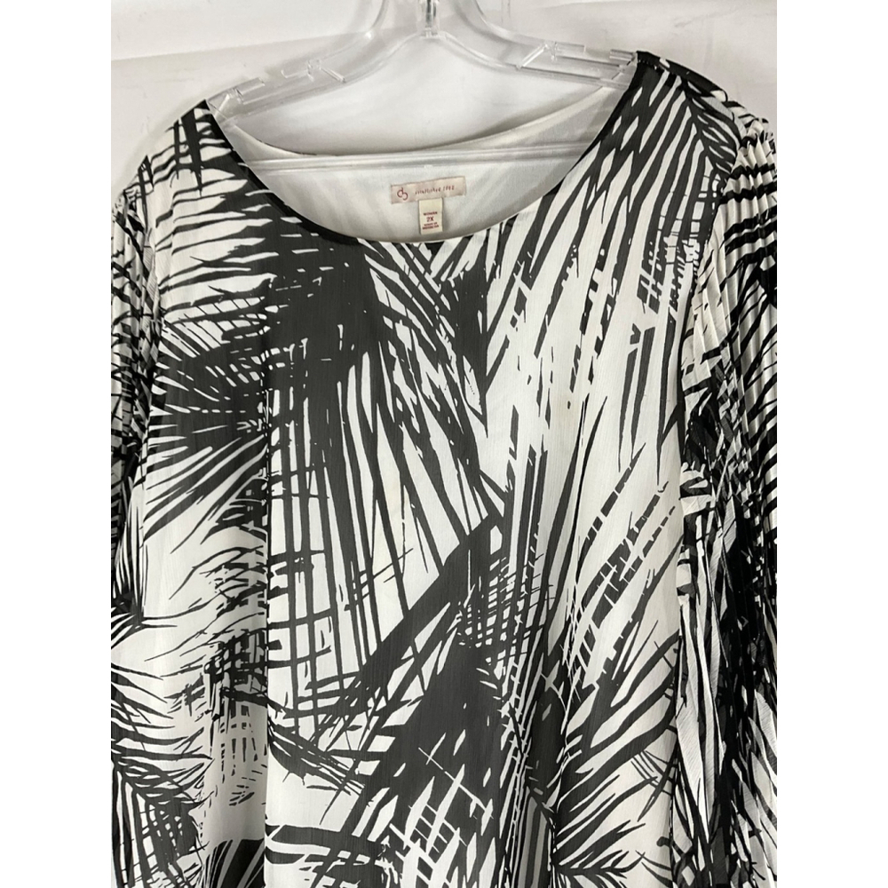 D.B. Sport Women's 2X Black White Palm Print Blouse 100% Polyester Long Sleeve N - Picture 2 of 4
